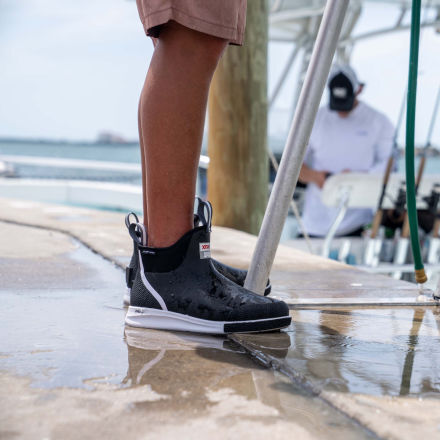 Xtratuf men's 6 in ankle deck boot online