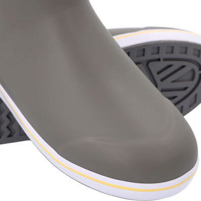 tretorn boots mens