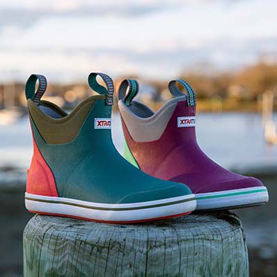 Xtratuf women's top ankle deck boots