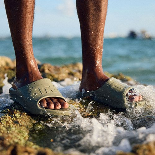 SANDALS